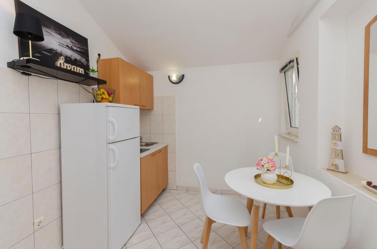 Apartments Anton Vodice Exterior photo