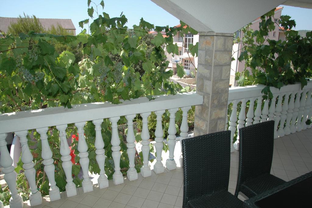 Apartments Anton Vodice Exterior photo